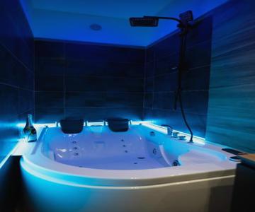 Casa Con Veranda E Idromassaggio