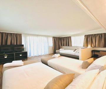 Hotel Paradise Rooms