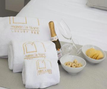 Maison Le Blanc Luxury B&b
