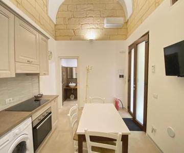 Nella Corte Di Lecce