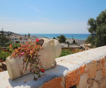 Rosita Front Beach