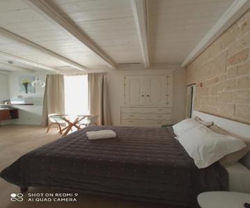 La Porta Vecchia Home