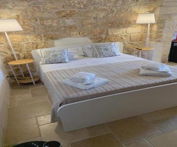 Atagio Luxury Room