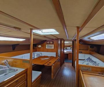 Dormire In Barca A Vela