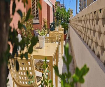 A Due Passi Dal Mare