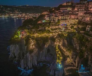 Punta Fortino Resort