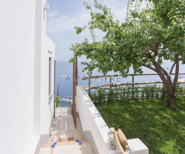 Lionetti Suite House