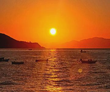 Beach House Ischia - Seafront & Aragonese Castle View -