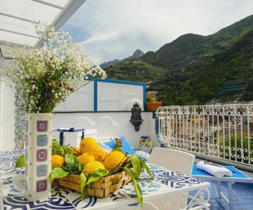 Grecale - Amazing Apartment With Patio And Sea View