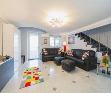 Una Terrazza A Chiaia