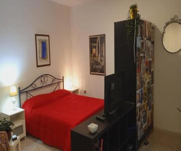 Little & Quiet Central Flat