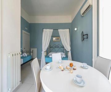 Partenope's House 24