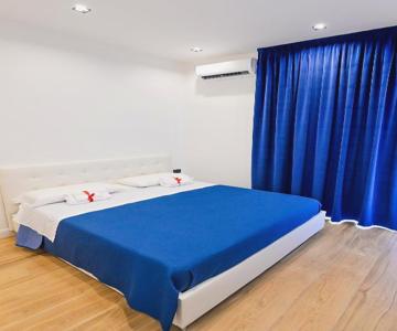 Luxury Room 2