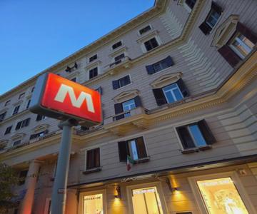 L'abbraccio Di Maria