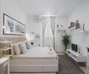 Lorenzo's Art Studio