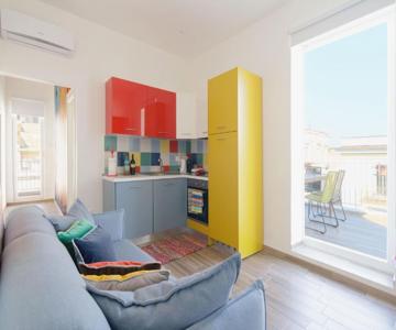 San Gennaro Modern Flat