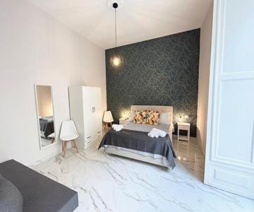 Naples Apartment Plebiscito