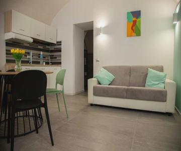 Intero Alloggio - Chiaia