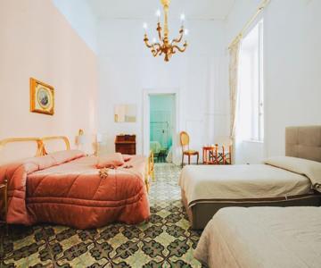 Maestosa Casa In Napoli Centro