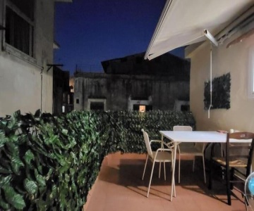 Santa Chiara Attic , 4 Floor No Elevator