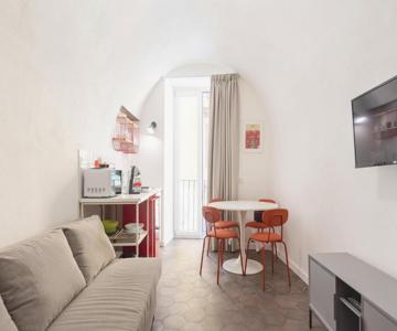 Three Brother's Home Augusteo