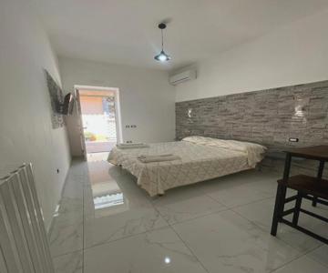 Bb Vitiello Home