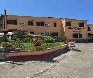 Avernum Relais Hotel E Ristorante