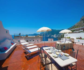 Casa Ella With Private Parking