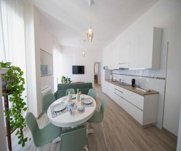 Sweethome Confortevole Trilocale Vicino Stazione Wifi Aria Condizionata