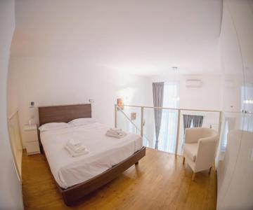 Angel White Loft Salerno