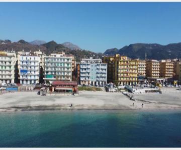 Three Moons Boutique House/calypso