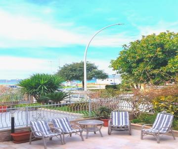 Appartamento Con Terrazza 50mt Dal Mare