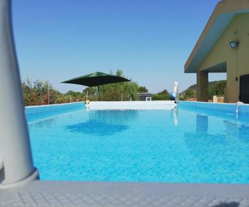 Villa Con Piscina su Conte