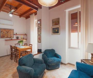 Domàtio Melissa Summer