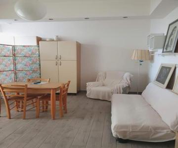 Appartamento Centro Città Con Posto Auto Privato E Giardino Condominiale