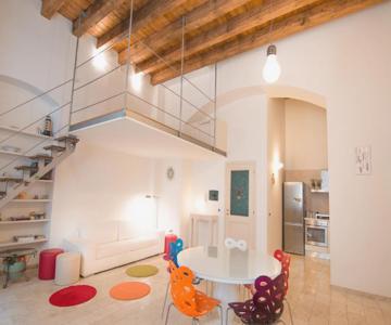 Modern Apartment In Historic Building