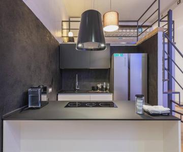 Leonida's Home 2 Open Space