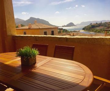 La Perlacea Fronte Mare