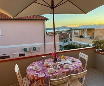 Appartamento Centrale, Con Posto Auto.