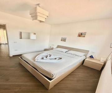 Endless Summer Apartment