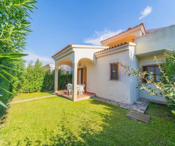 Iss Travel, L'avru - 700 M From La Cinta Beach