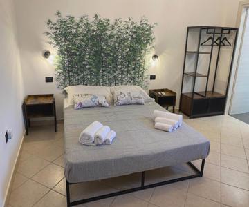 Affittacamere In Centro Musci' Rooms E Suites