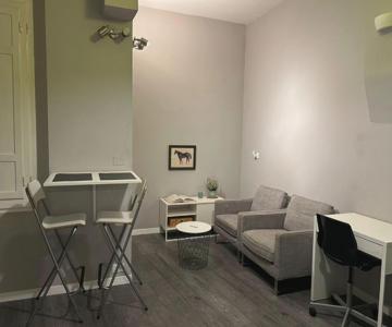 Bnb San Vitale Ottantatre