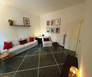 Spacious Three-room Apartment In Saragozza