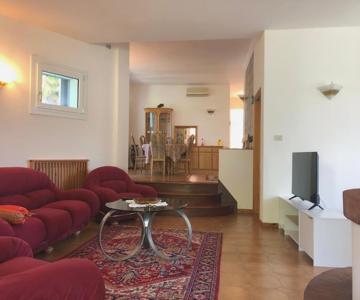 Villa Volpe - Free Wifi & Private Parking
