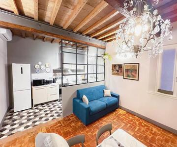 Free Parking - Modena Prestige, La Porta Sul Centro