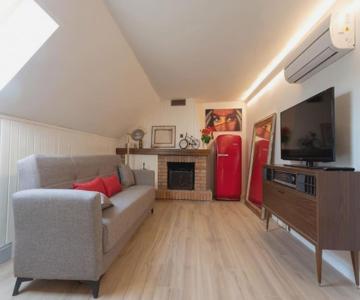 Motor Valley Penthouse - B&b Al Caminetto