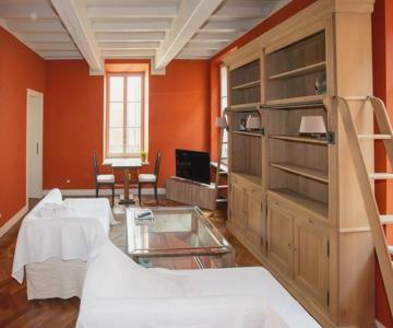 Charme And Relax In Downtown Parma