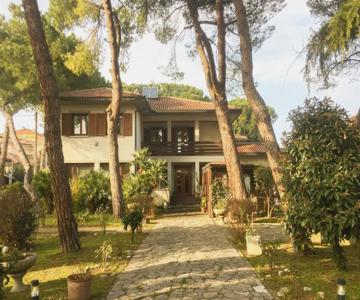 Beau Rivage - Suite Apartment In Villa