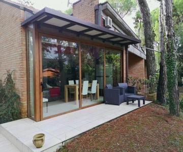 Villa A Schiera Raffinata Con Giardino